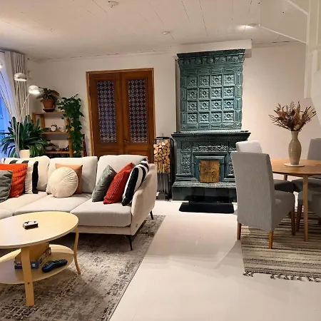 Hearty 1800 Wooden House Near Old Town *